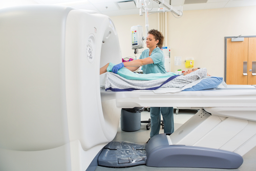 Study: Early MRI Screening Reduces Breast Cancer Mortality Among Female Hodgkin’s Lymphoma Survivors